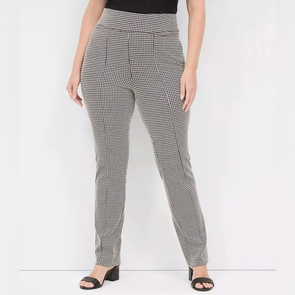 Lane Bryant Pants - Lane Bryant Ponte Pull-On Straight Leg Pant Black White Houndstooth Mid Rise 28
